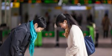 Japonlar Neden Eğilirken Selam Verir?